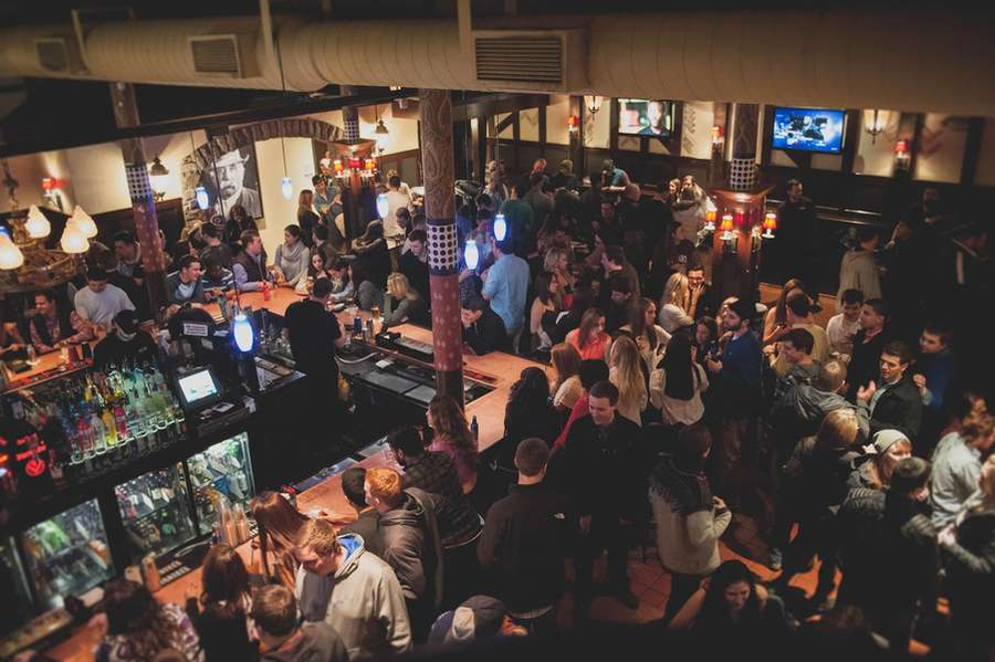 đi bar hết bao nhiêu tiền