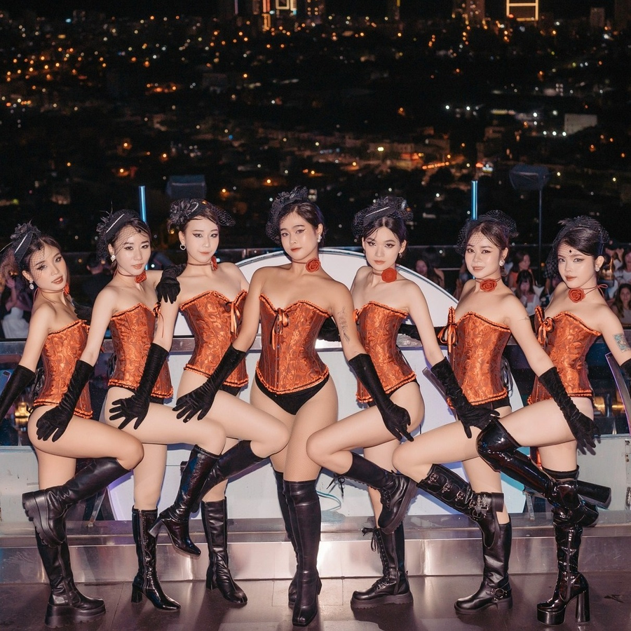 sky bar danang