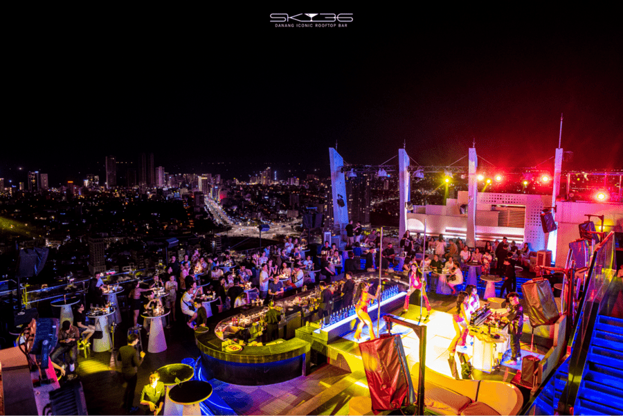 sky bar danang